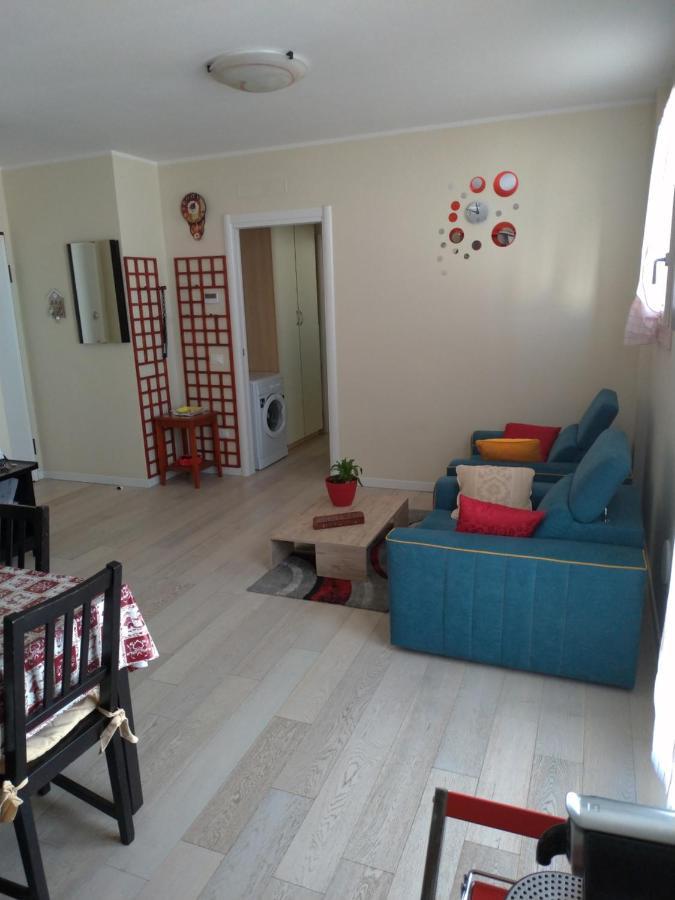 Peschiera Appartamenti Vacanze بسكييرا ديل غاردا المظهر الخارجي الصورة