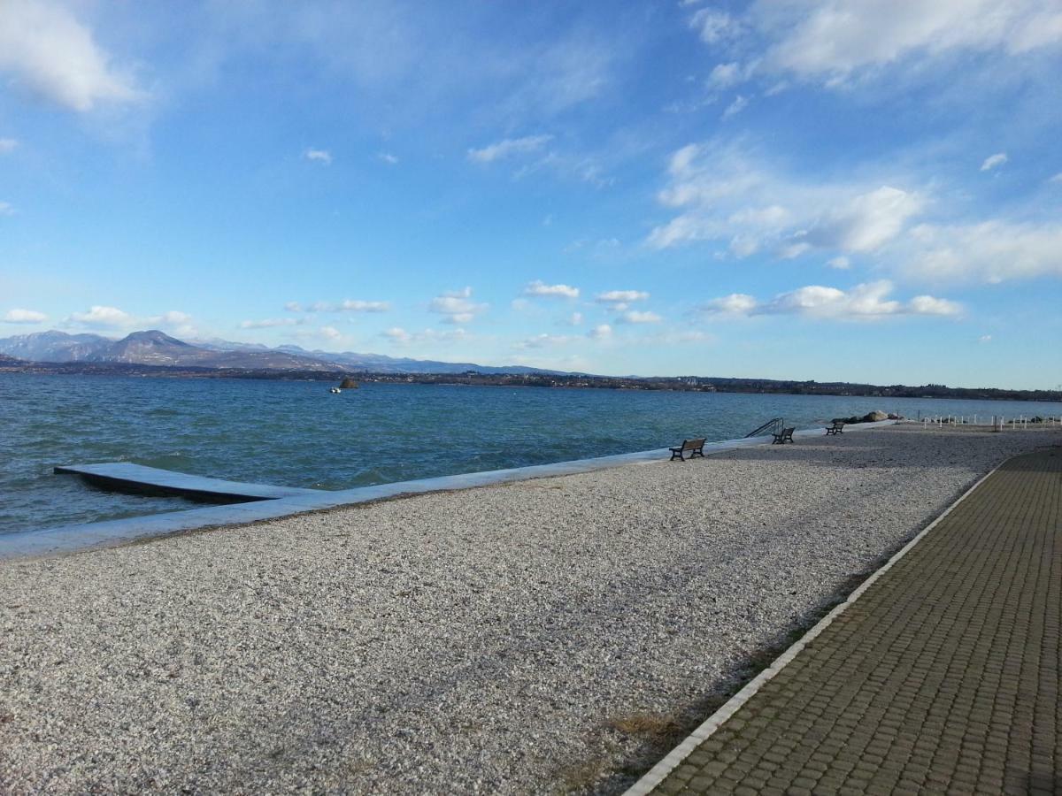 Peschiera Appartamenti Vacanze بسكييرا ديل غاردا المظهر الخارجي الصورة
