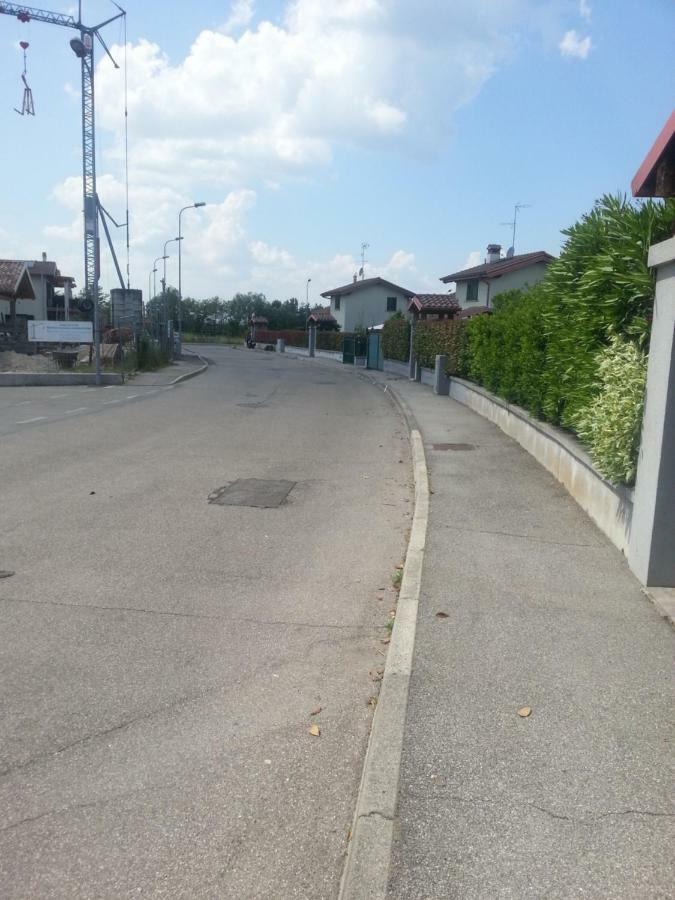 Peschiera Appartamenti Vacanze بسكييرا ديل غاردا المظهر الخارجي الصورة